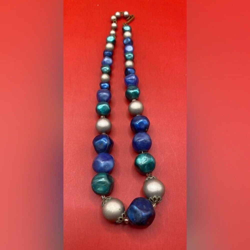Vintage Necklace Choker Blue Green Beads 15”